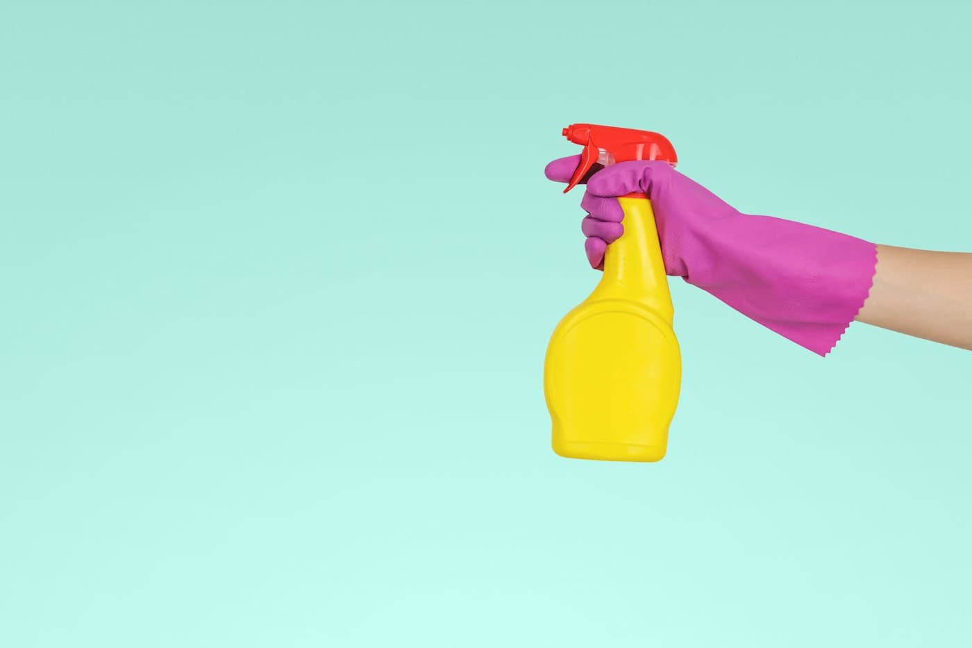 Detailed cleaning of fixtures and hard-to-reach surfaces in a modern space